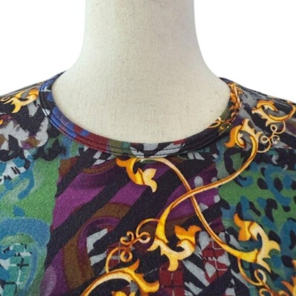 Versus Versace Womens T-Shirt Short Sleeve Baroque Pattern Multicolor Size M EUC - Picture 4 of 16